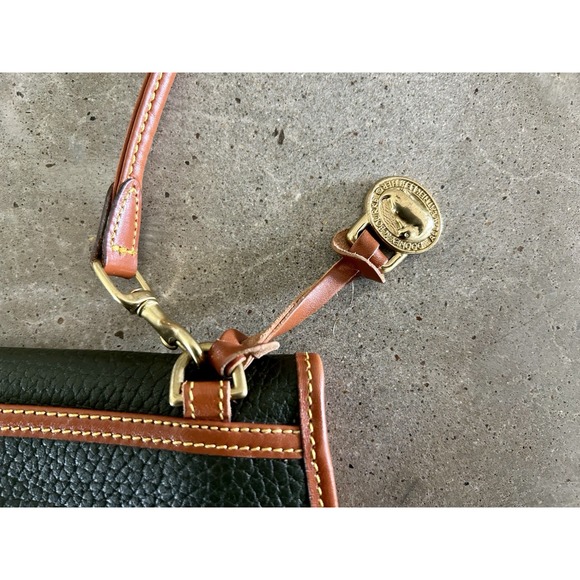 Vintage Dooney & Bourke AWL Pochette Cavalry Bag Ivy Dark Green British Tan - Picture 10 of 11